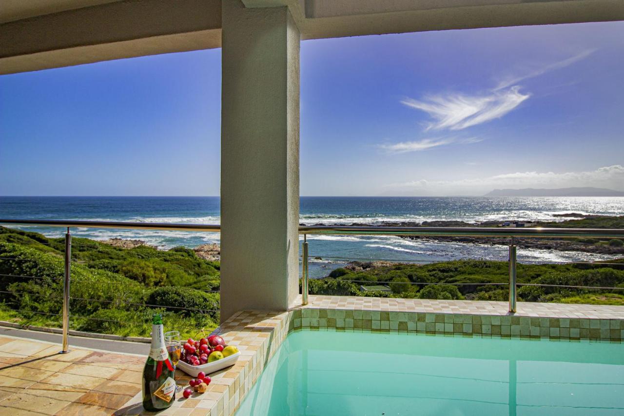 드 켈더스 Whale Waters Self Catering Gansbaai 아파트 외부 사진